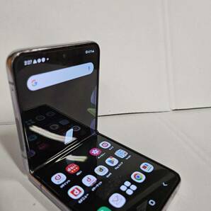 Galaxy Z Flip4 SC-54C[128GB] docomo ボラパープル 美品の画像4