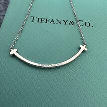 美品中古品 TIFFANY & Co.ティファニーT スマイル ネックレス 箱付き ホワイトゴールド ＃5451315_画像2