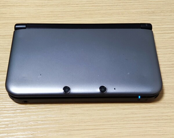 ニンテンドー 3DSLL本体 シルバー ブラック