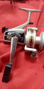 SHIMANO G-2　50年位前のリールだと思います。 リール Japan オールド 骨董品　動きは滑らかです。 シマノ