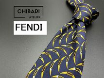 【超美品】FENDI　フェンディ　全面FFロゴ柄　ネクタイ　3本以上送料無料　ネイビー　0503053_画像1