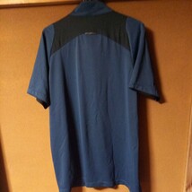 オークリー ゴルフ　メンズ　 ハーフジップ　ポロシャツ　サイズXL OAKLEY _画像2