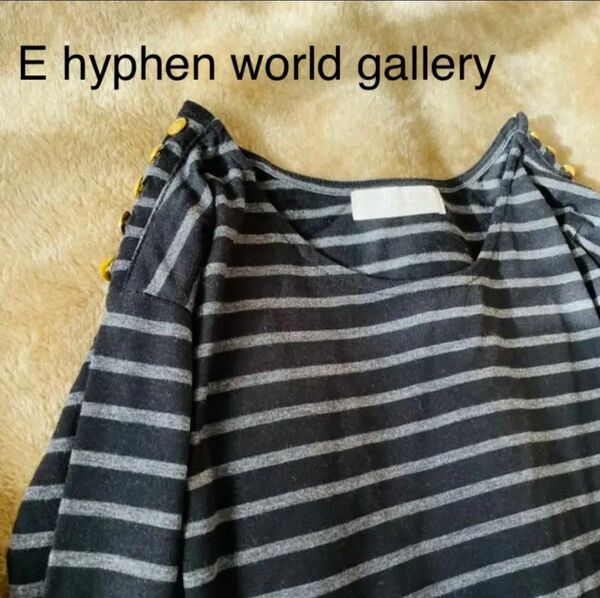 【E hyphen world gallery】エポレット金ボタン カットソー