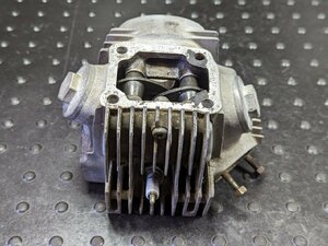 ■ホンダ スーパーカブ C90 純正 シリンダーヘッド 行灯カブ 上行灯 6V 検索 C50 C70 かもめ [R060510]