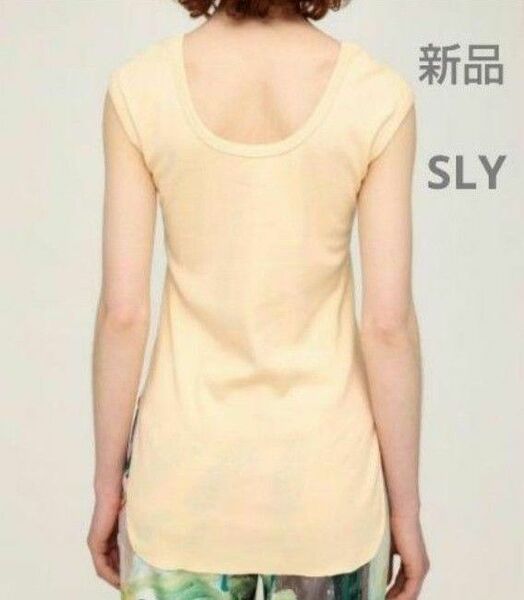 新品 SLY BACK U/N COLOR タンクトップ 背中U 無地Tシャツ スライ