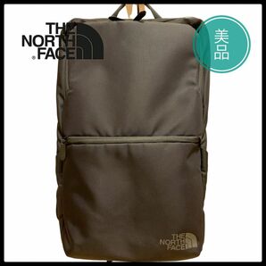 ザ・ノース・フェイス(THE NORTH FACE) リュックサック 18L シャトルデイパックスリム デイパック 美品