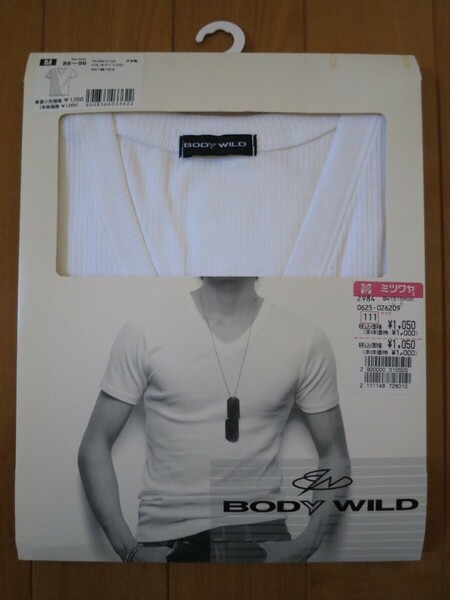 ボディワイルド VネックTシャツ Mサイズ 半袖 未使用品 白色