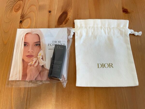 ディオール Dior ファンデーション　サンプル　ミニサイズ