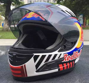 新品　バイク　オンロード　ヘルメット　レッドブルー　REDBULL　フルフェイスヘルメット　インナー丸洗い可　　Sサイズ