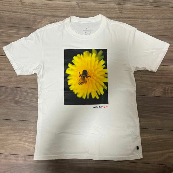 NIKE SB グラフィック Tシャツ 蜜蜂 ミツバチ ホワイト Sサイズ