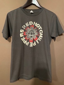 68★USA古着★RED HOT CHILI PEPPERS レッチリ ヴィンテージ風プリント Tシャツ 黒★Mサイズ★送料無料!!