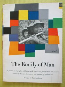 洋書) The Family of Man 人間家族 エドワード・スタイケン レオ・レオニ ビル・ブラント マーガレット・バーク・ホワイト