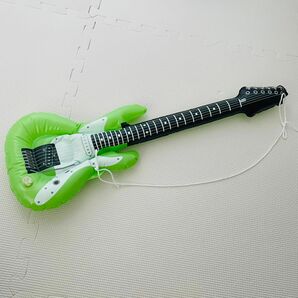 エアギター ビニールトイ 風船 おもちゃ 緑