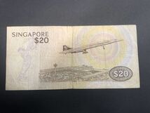 シンガポール 旧紙幣 /鳥/帆船/20.10.2ドル紙幣／3枚_画像4