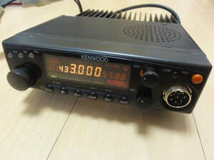 [ б/у ]KENWOOD Kenwood 430Mhz Mobil машина TM-441S текущее состояние 25W ранг 