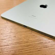 iPad Air 第4世代 Wi-Fi 64GB ジャンク 箱付属品有 NN1855_画像4