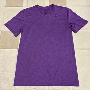 NIKE ナイキ　 半袖 丸首 Tシャツ