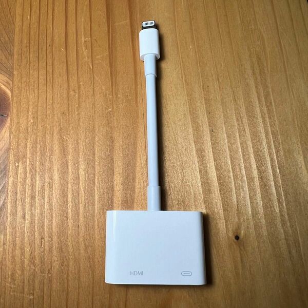 Apple LIGHTNING HDMI変換ケーブル　純正品