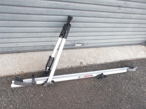 中古美品　THULE（スーリー）TOUR　サイクルキャリア（515-0912）