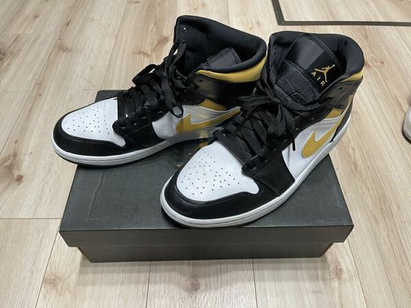 美品　Nike Air Jordan 1 ジョーダン1 Mid White/Pollen-Black NIKE ナイキ AIR JORDAN スニーカー 28.5cm 