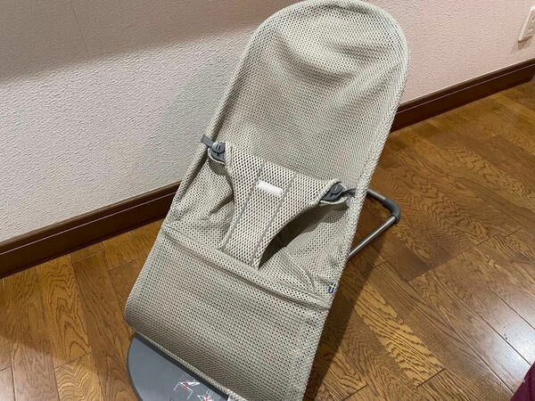 バウンサーと専用袋 BABYBJORN ベビービョルン　バウンサー Air メッシュ