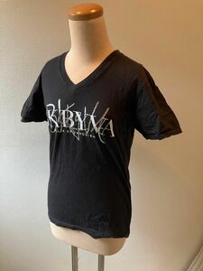 ブラックバイバンキッシュVネックTシャツ♪