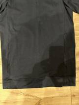 DEVOA デヴォア 半袖 Tシャツ サイズ2 サイズM 綿100％ 日本製 美品 Cotton100％ カットソー 黒 ブラック 上質綿素材 裏側REDステッチ_画像3