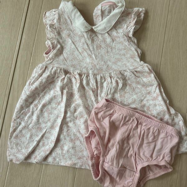 BabyGAP セットアップ　12-18M