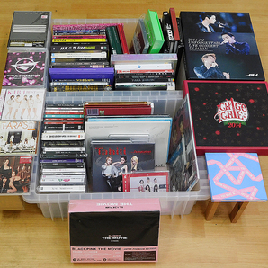 処分品 K-POP 韓国系CD/DVD約70点まとめ売り大量セット/BLACK PINK/BTS/IVE/BIGBANG/JYJ/東方神起/SEVENTEEN/MISAMO/KARA/少女時代/2PM/2AMの画像1