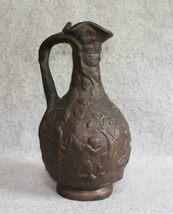 [銅花器f54]◆花瓶　水差し　葡萄図◆人物図　レリーフ　jug pot 　ポット　VASE 銅製　29cm 3Kg_画像1