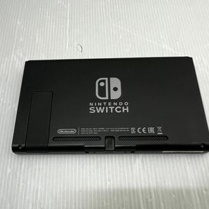 旧型 2018年式 本体のみ Nintendo Switch 動作良好 任天堂 スイッチ 2台目 ニンテンドウ 売切りの画像5