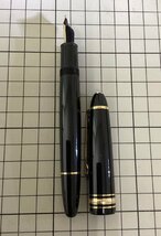 (1-9463)モンブラン MONTBLANC 万年筆 マイスターシュテュック 4810 ペン先14Ｋ M ブラックゴールド 筆記未確認 筆記用具【緑和堂】_画像9