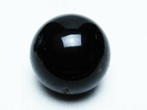 誠安◆極品天然AAAモリオン 純天然 黒水晶 原石 31mm [T220-8402]_画像1
