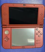 【極美品】Newニンテンドー3DS LL メタリックレッド 充電器 ソフト タッチペン 付き 任天堂 Nintendo DS_画像4