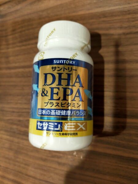 サントリー ＤＨＡ＆ＥＰＡプラスビタミン　セサミンＥＸ 120粒