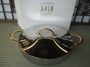 { peace } saucepan for sukiyaki GOLD size 26. unused boxed 