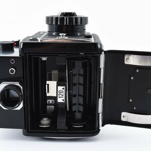 【美品】マミヤ Mamiya M645 6x4.5 中判カメラ AEプリズムファインダー 120フィルムバック 動作確認済み！2125715の画像6