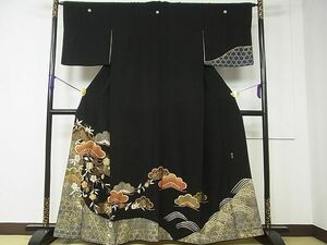 平和屋1■豪華黒留袖　駒刺繍　松花文　金銀彩　逸品　CAAC4125vf