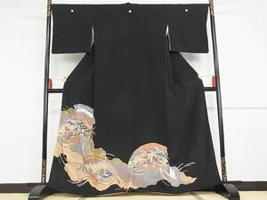 平和屋野田店■豪華黒留袖　扇面御所車花文　着丈160.5cm　裄丈67.5cm　正絹　逸品　A-ck4576