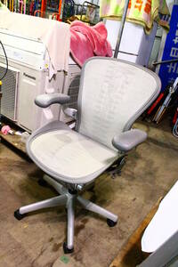 KH05162 Herman Miller チェア 1脚 直取りも歓迎 USED