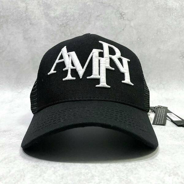 新品正規品 定価6.6万円 AMIRI 23FW STAGGERED LOGO TRUCKER HAT CAP / BLK アミリ スナップバック トラッカーキャップ 帽子