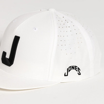 (USモデル)ジョーンズ ブロック J スナップバックキャップ ホワイト ゴルフ用帽子 JONES GOLF フリーサイズ_画像3