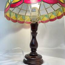 【未使用】レトロランプ ステンドグラス風 可愛い プラスチック 木製 昭和レトロ 100Vー60W 電球 照明(C1221)_画像5