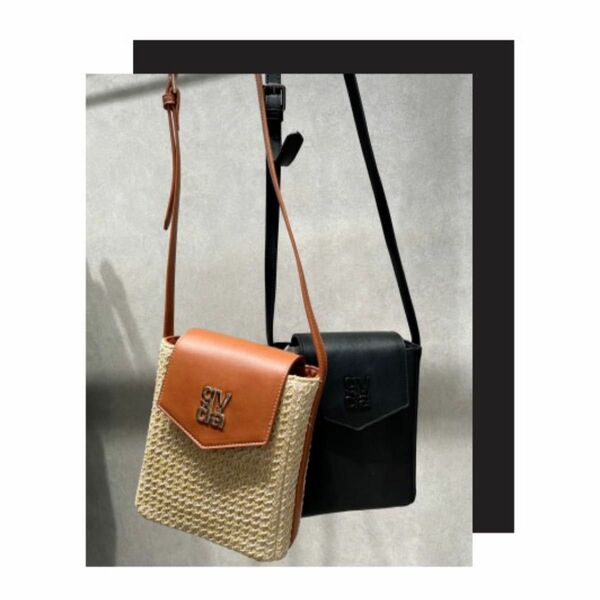 ノベルティ SQUARE gyda ショルダーBAG ベージュ バッグ ジェイダ