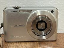 CASIO コンパクトデジタルカメラ EXILIM EX-Z1050 カシオ コンデジ エクシリム デジカメ 充電器無 動作未確認 現状品 クリックポスト185円_画像3