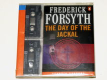 ★カセット & ペーパーバック★フォーサイス『ジャッカルの日』Frederick Forsyth [The Day of The Jackal] ★ペンギン Penguin Readers_画像3