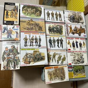 Dragon etc. WW.II Germany army .. etc. various 1/35 not yet constructed large amount 24 piece set ( inside junk 8 piece contains )