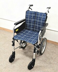 Miki ミキ 車椅子 車いす 介助用 介助 看護 介護用品 ブルーチェック柄 軽量コンパクトタイプ