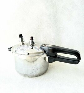 圧力鍋 キッチン用品 料理器具 料理 時短調理 簡単 本格調理 目盛り付き 3リットル 節約 余熱調理 作り置き