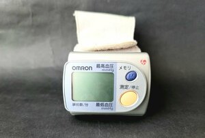 オムロン OMRON デジタル自動血圧計 HEM-632 ファジィ 手首計測 簡単計測 コンパクトサイズ 管理医療機器 平成13年製